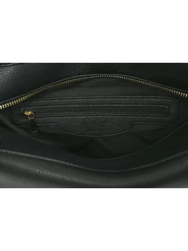 Borsa a mano Romeo Gigli Milano in PU nero morbida, con tracolla regolabile e chiusura a calamita con zip, con accessorio dorato nella parte superiore. ideale per look casual e eleganti. 4