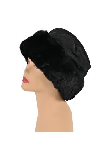 Cappello donna Romeo Gigli Milano trapuntato nero, stile colbacco con bordo in ecopelliccia, comodo ed avvolgente. 3